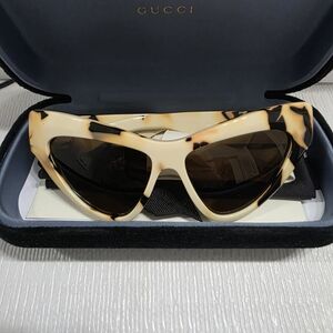 Gucci Tortoiseshell Cat-Eye Sunglasses Brand NEW